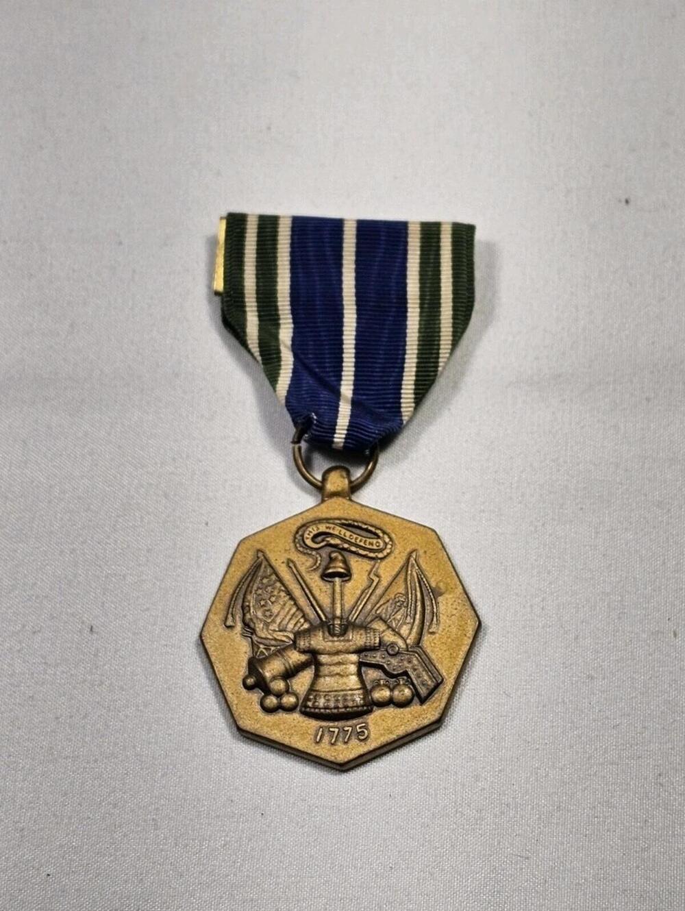 Vintage US Military Army Achievement Medal AAM Meritorious Service Achievement